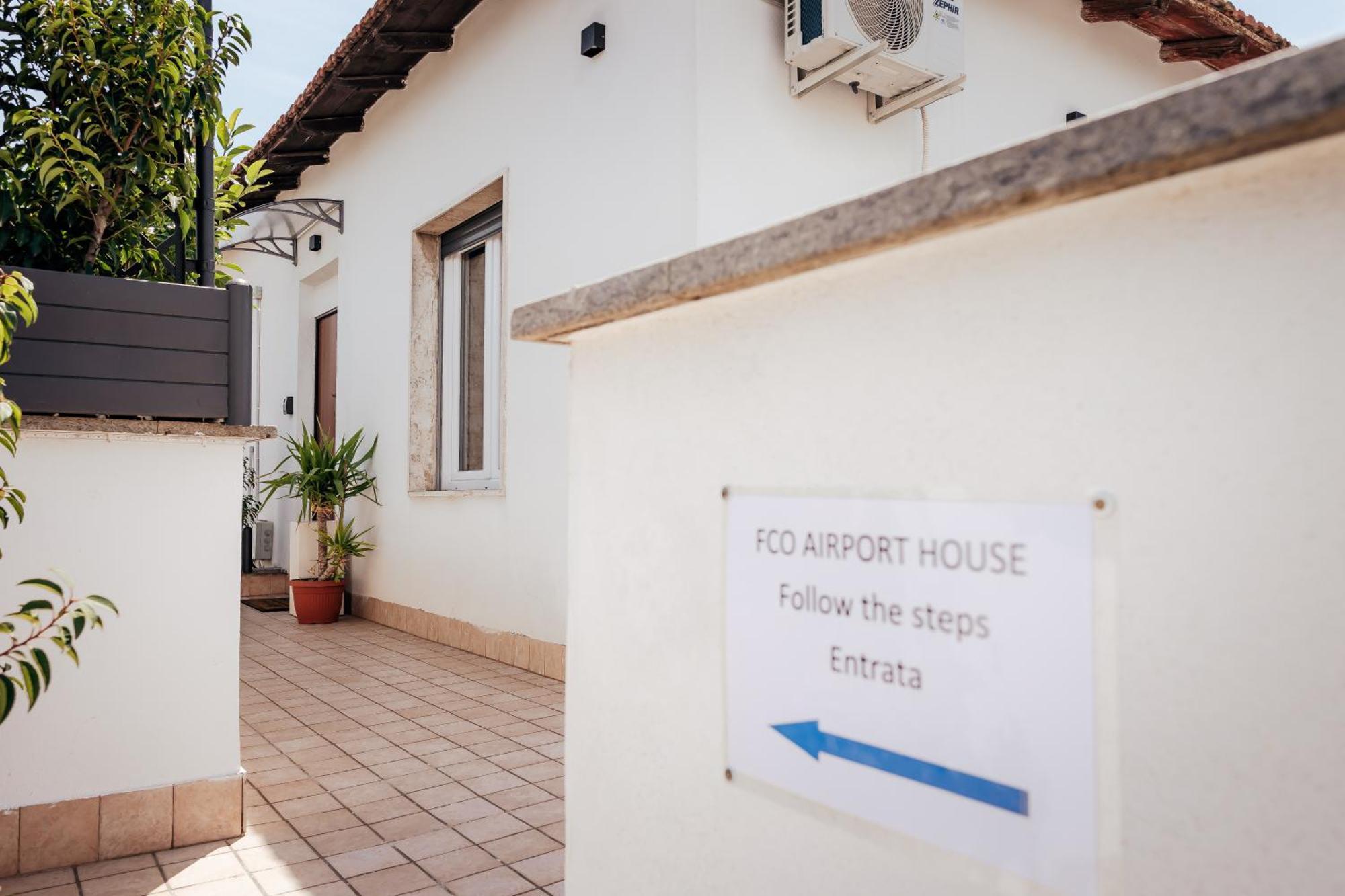 Fcoairporthouse Lägenhet Fiumicino Exteriör bild
